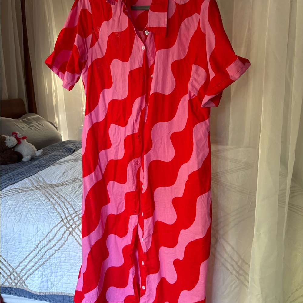 Vibrant Red and Pink Wave Pattern Midi Dress from YEVU made in Ghana
